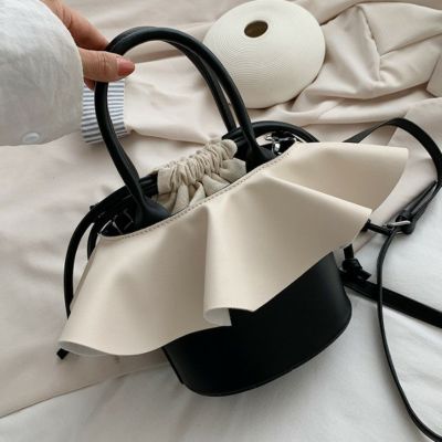 予約 3color 2way フリル レザー調 バック