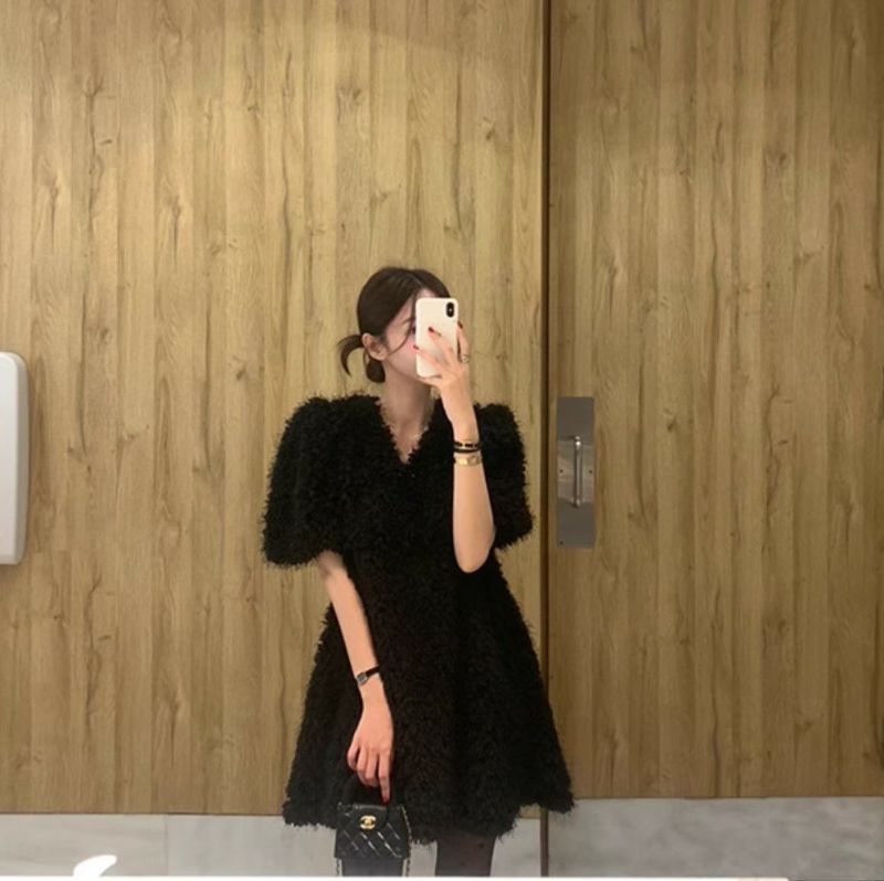 即納 2color FUR ハーフスリーブ ミニ ワンピース | LiLiRena