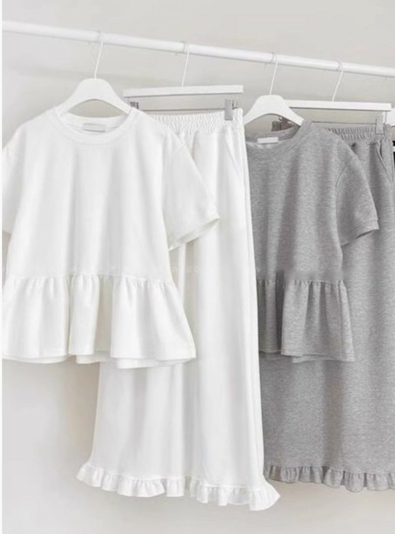 ホワイトフリルセットアップ 予約 3color セットアップ フリル スウェット ＋ ロング