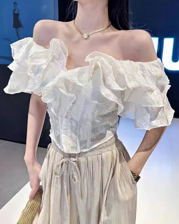 早期価格 予約 Frill エンボス ベアトップ | LiLiRena